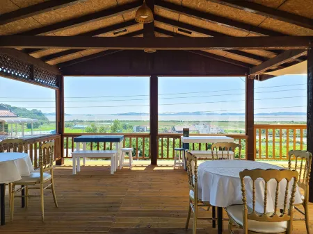 Ganghwa Ilmarae Pension Отели рядом с достопримечательностью «Манисан»