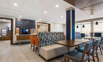 Holiday Inn Express & Suites Springdale - Fayetteville Area