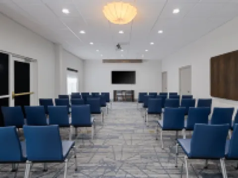 Holiday Inn Express & Suites LAKELAND NORTH - I-4 by IHG