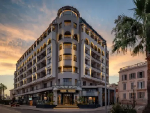 キャノピー バイ ヒルトン カンヌ カンヌのホテル