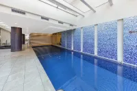 Oaks Glenelg Liberty Suites - Beach