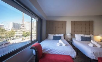 Stay Together Suites 1Bd1Ba w Bonusrm - Housity