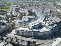 ルームズズ エディンバラ エディンバラのホテル