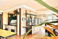Behomy Corner Eight Lippo Karawaci - servizio colazione