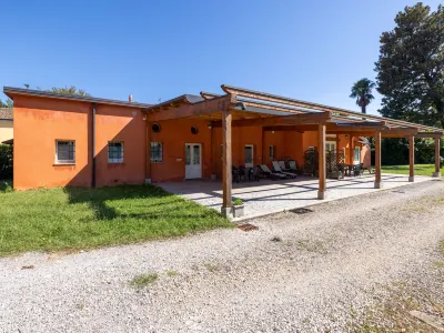 Winery Villa Vitas Dépendance (App.2) Hotels in 