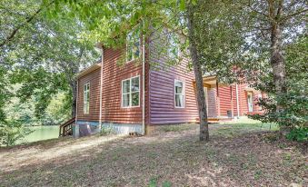 Double Springs Cabin Stay w/ Deck + Shared Dock!