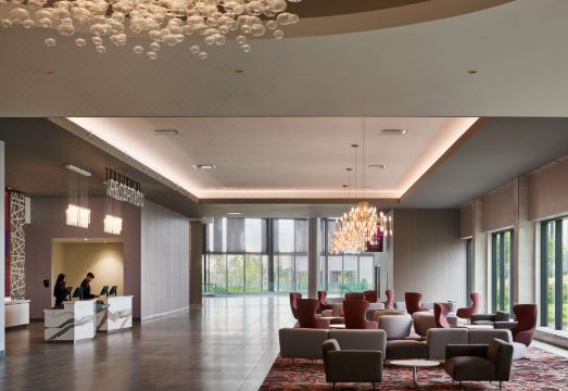 토론토 공항 호텔 실내 전경