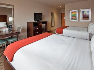 Holiday Inn Express & Suites Saint Robert - Leonard Wood