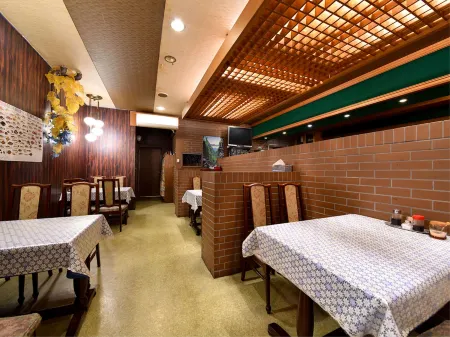 Hotel Shoen Отели рядом с достопримечательностью «Университет Тояма»