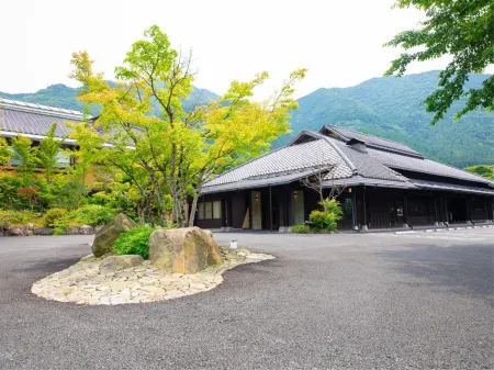 Baien Отели рядом с достопримечательностью «Yufuin Onsen»