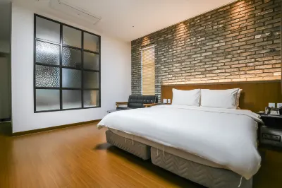 Hotel Morning Calm Hoteles cerca de Seolseong Park