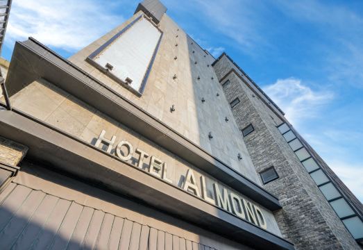 아몬드 호텔 객실