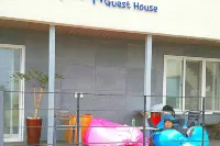 Two Wheels Pension & Guesthouse - Hostel - Condos