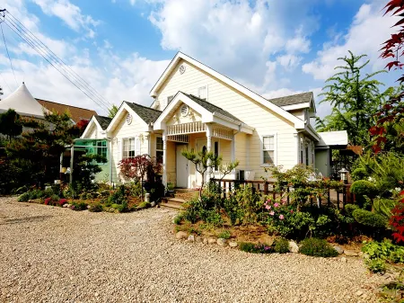 Yangpyeong Pension View Отели рядом со станцией Yongmun Station