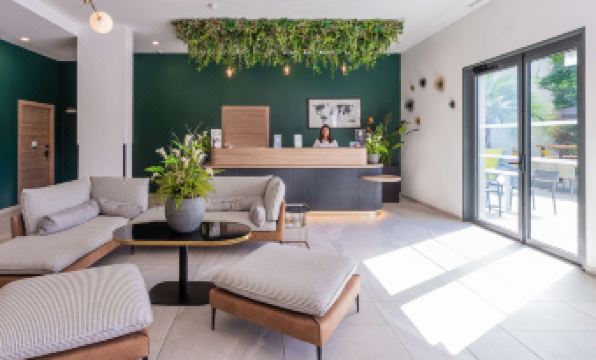 Kyriad Lyon Ouest - Limonest