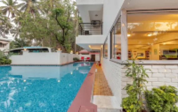 Arotel Rooms & Suites