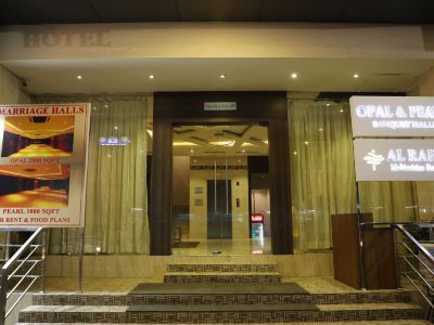 Avenue Hotel