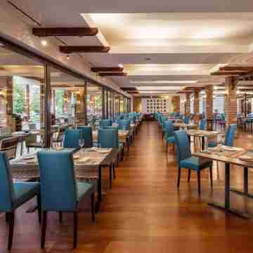 Ramada by Wyndham Bucharest Parc Dining/Meeting Rooms