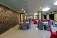 Aristocrat Hotel - breakfast
