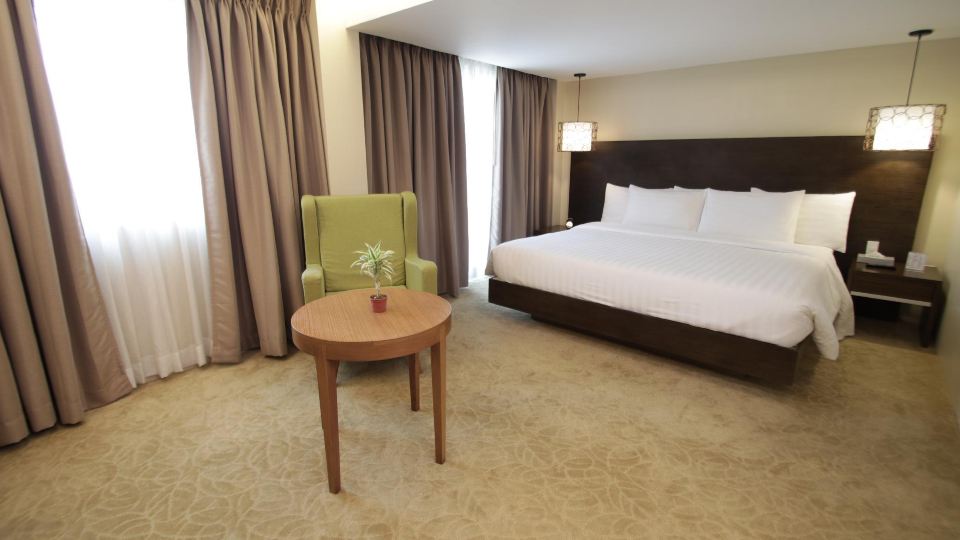 Top Star Hotel