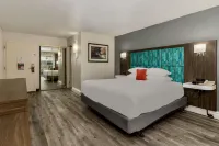Red Lion Hotel Pocatello فنادق في بوكاتيلو