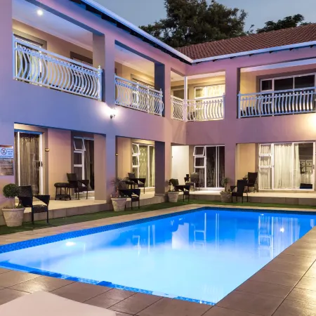 Lakeview Boutique Hotel & Conference Center