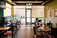 SpringHill Suites Birmingham Downtown at UAB - breakfast