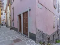 La Casa di Rosa Hotels in Varenna