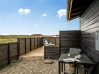 "Viveka" - 500m from the Sea