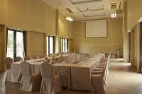 Serenity Hotel and Spa Kabinburi Hotels in Kabin Buri