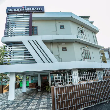 Gateway Airport Hotel