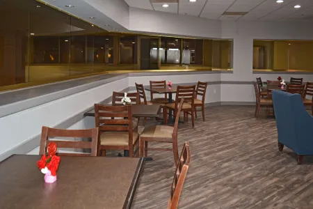 Quality Inn & Suites East Syracuse - Carrier Circle