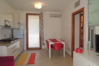 Modern Three Room Flat with Pool Hotels near Luna Park Adriatico