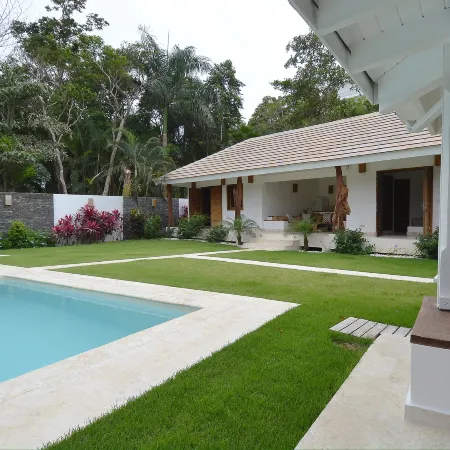 Seaside Villa with Housekeeping Staff - Las Terrenas