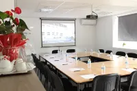 Brit Hotel Brive la Gaillarde - Restaurant la Limousine Hotels in Saint-Pardoux-lOrtigier