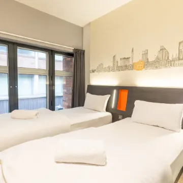 easyHotel Birmingham Отели рядом с достопримечательностью «Железнодорожный вокзал Уиттона»