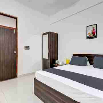 Hotel O J.K. Suites & Rooms Rooms