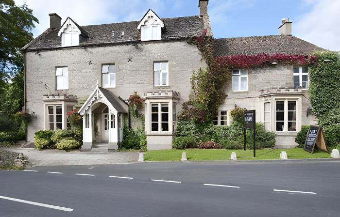Royal George Hotel by Greene King Inns