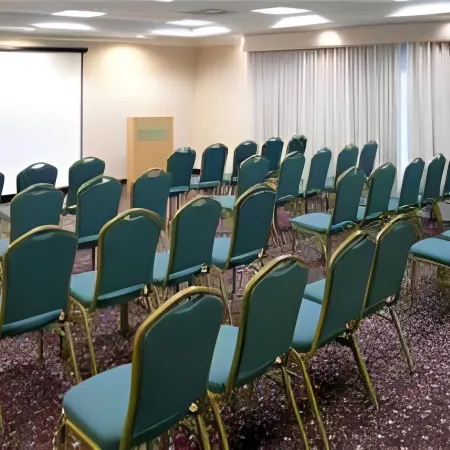La Quinta Inn & Suites by Wyndham Tampa Brandon Regency Park