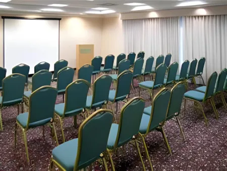 La Quinta Inn & Suites by Wyndham Tampa Brandon Regency Park