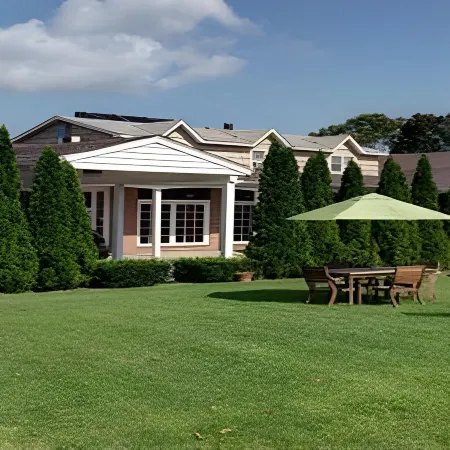 Budget Host East End Hotel in Riverhead