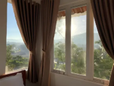 NHA NGHi Anh Sang Hotels in Duc Trong District