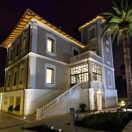 Hotel 900