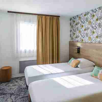 Ostal Pau Universite, Sure Hotel Collection by Best Western Rooms
