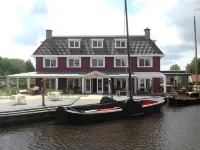 Schippershuis Terherne Hotels in 