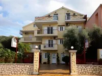 Pansion Filoxenia Apartments & Studios