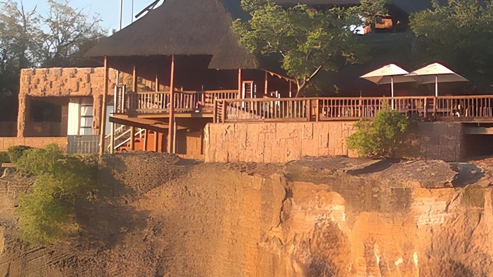 The Waterfront Country Lodge
