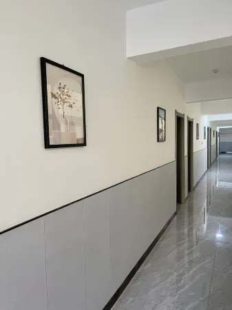 Huahua Homestay Отели рядом с достопримечательностью «Luoyang Vocational College of Science and Technology (Hexi Campus)»