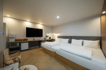 Changwon Uichang Brown Dot Changwon Buk-Myeon Branch