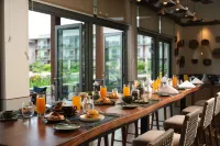 Crowne Plaza Fiji Nadi Bay Resort & Spa